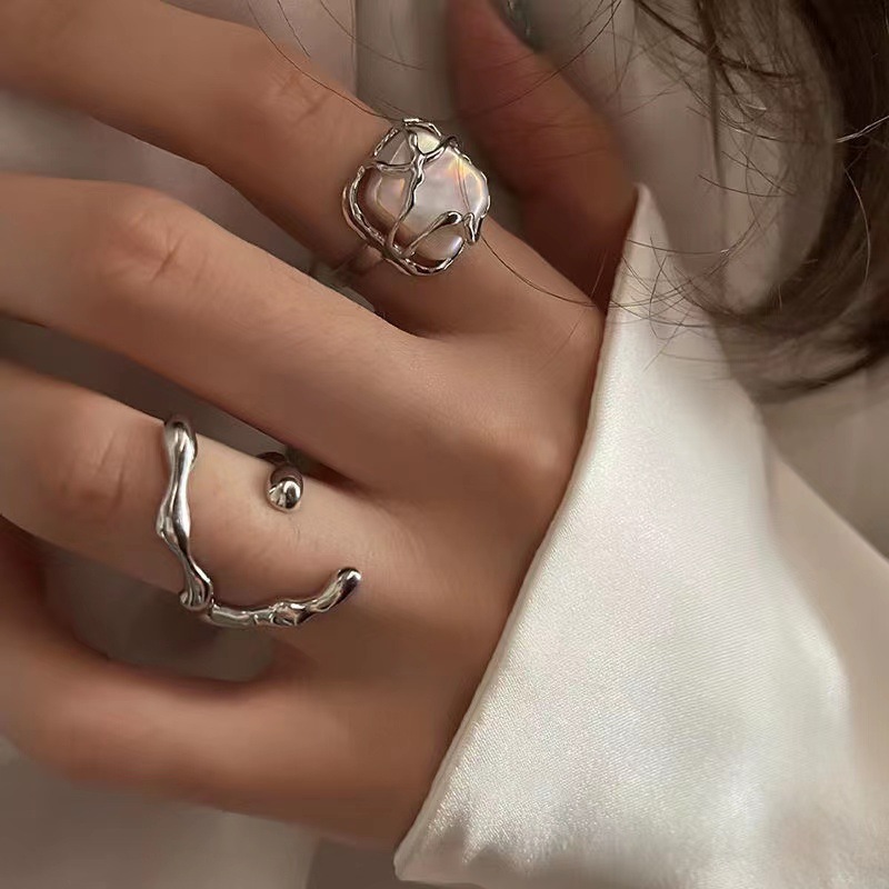 Women'S Fashion Show 2022 - LATS Silver Color Creative Irregular Floral