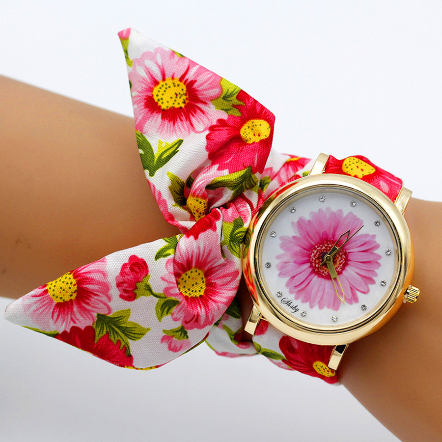 Women'S Fashion From The 60S - Shsby Unique Ladies Flower Cloth Wristwatch