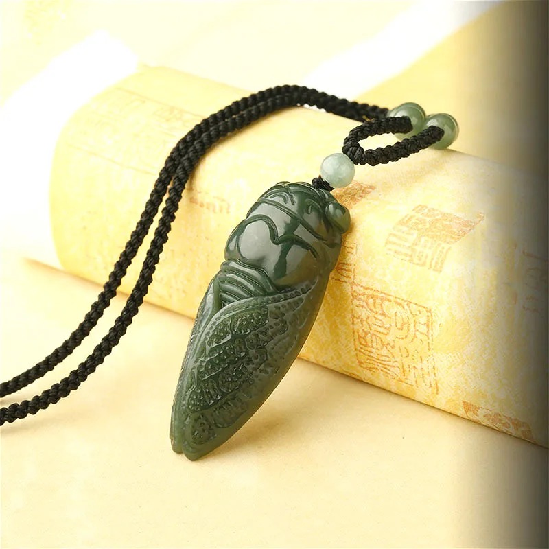 Natural Hetian Jade Cicada Pen - Women'S Fashion Jewellery recension och pris