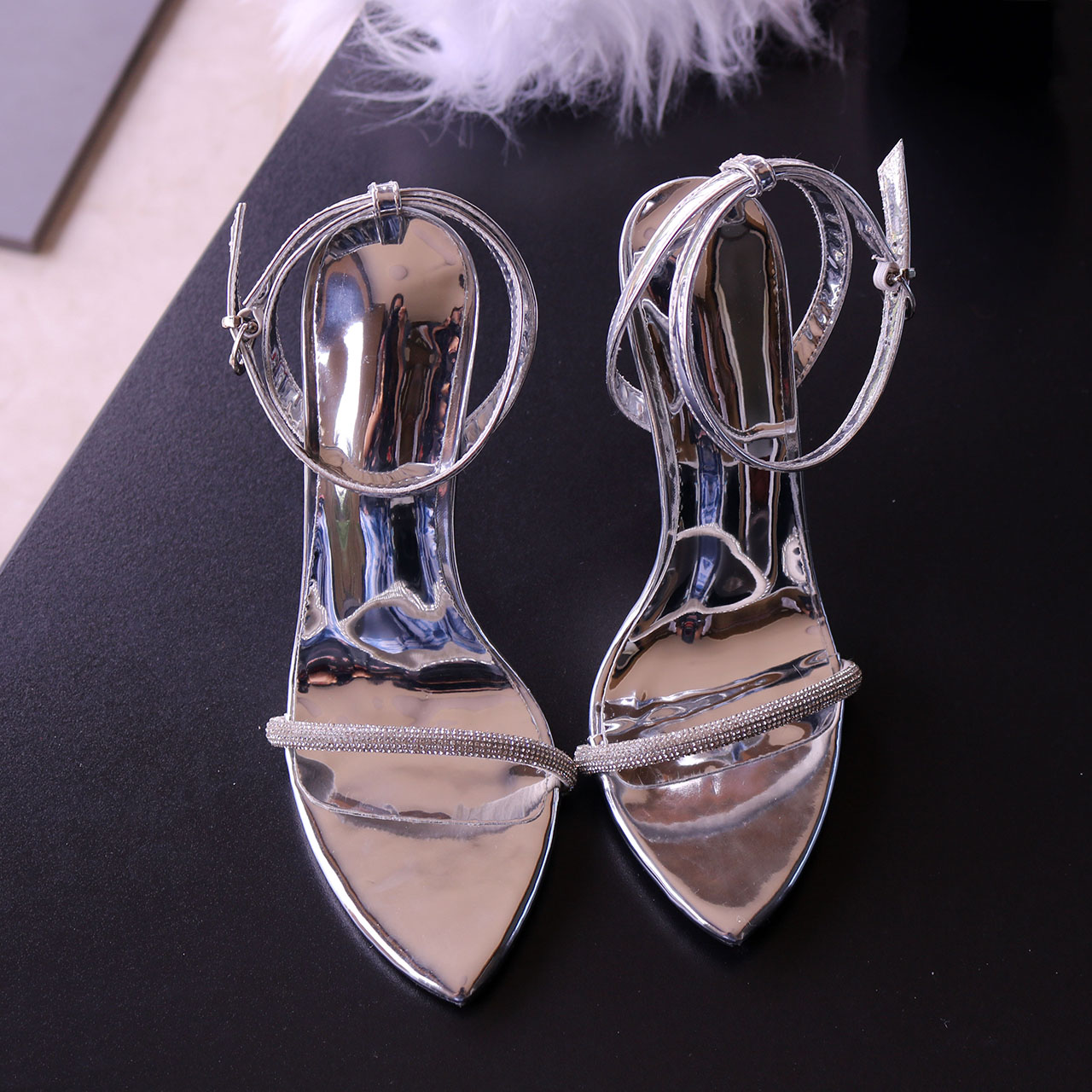 Silver Mirror Lacquered Leathe - Women Queen Fashion recension och pris