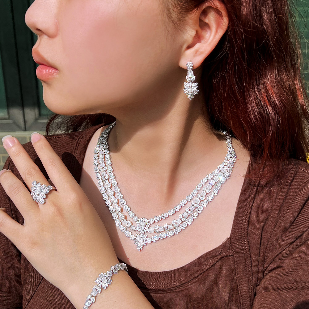 CWWZircons Luxury Cubic Zircon - Women Fashion Uae recension och pris