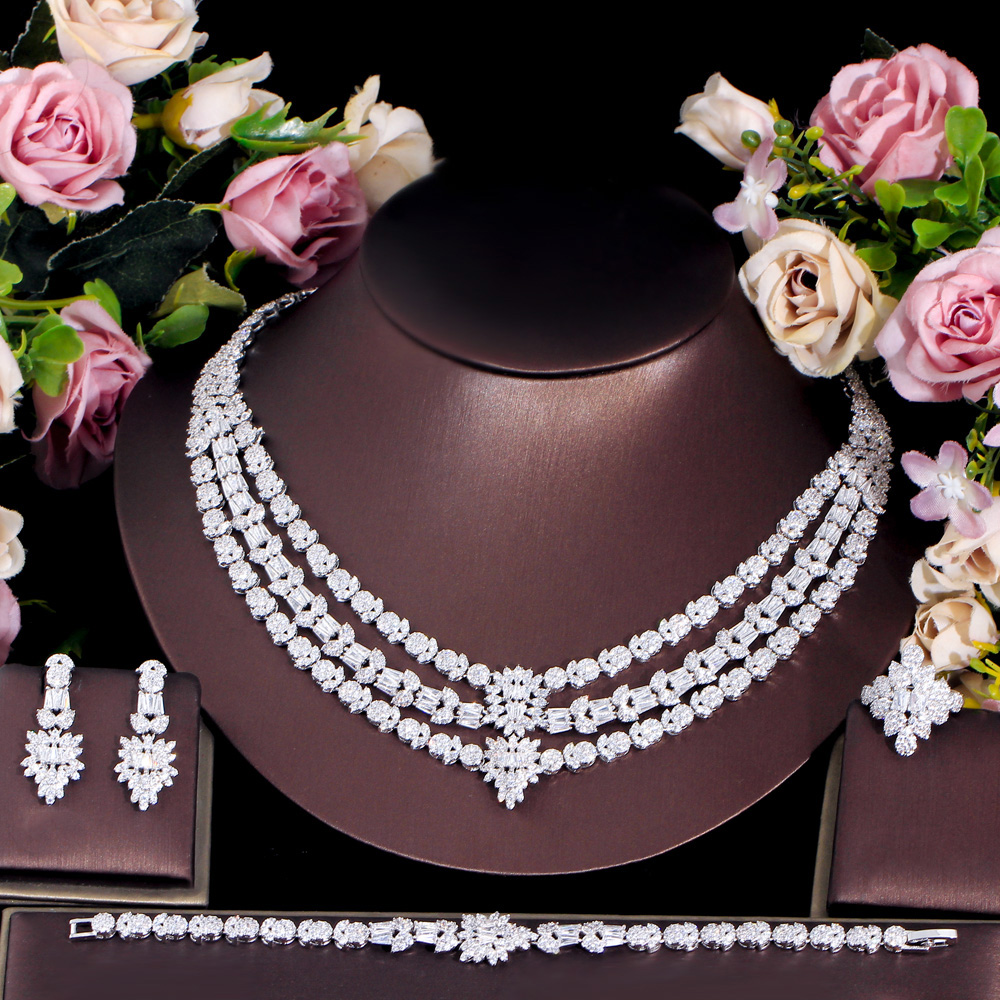 CWWZircons Luxury Cubic Zircon - Women Fashion Uae recension och pris