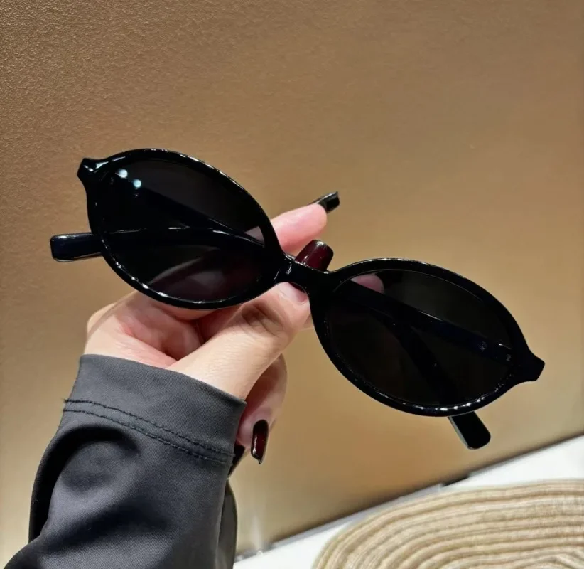 New Oval Shape Sunglasses Clas - Women'S Fashion Eyewear recension och pris