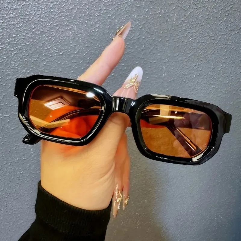 Fashion Square Vintage Sunglas - Women'S Fashion Eyewear recension och pris