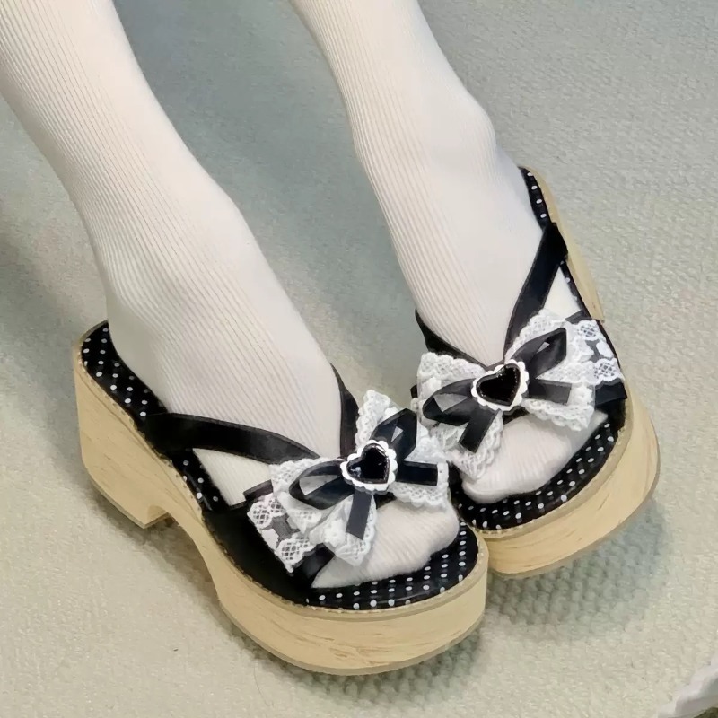 Sweet Bow Wood Grain Thick Bot - Spaghetti Strap Dress recension och pris