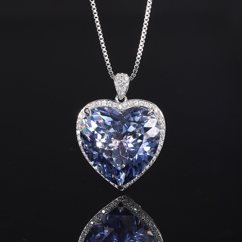 Shiny Cut Heart Pendant Neckla - Women'S Fashion Jewellery recension och pris