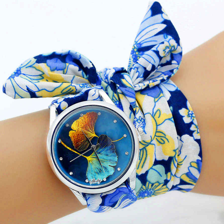 Shsby New Ladies Cloth Wristwa - Women'S Fashion From The 60S recension och pris